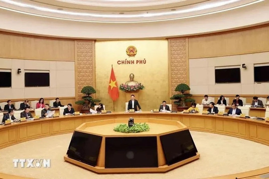Deputy PM urges extra efforts to remove Vietnam from money laundering grey list