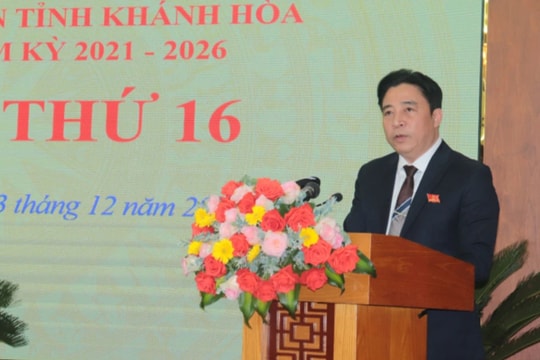 Thông qua các quyết sách kịp thời giải quyết những vấn đề cấp bách