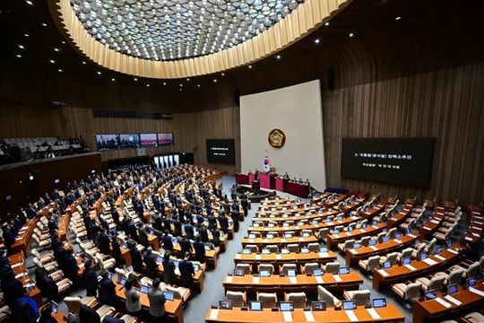 Để không ai đứng trên luật pháp