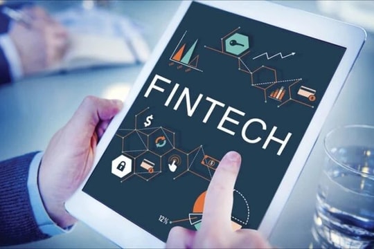 Tác động của Fintech với kinh tế - xã hội: Cơ hội và thách thức