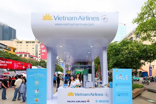 Vietnam Airlines Festa bùng nổ tại HOZO Super Fest 2024