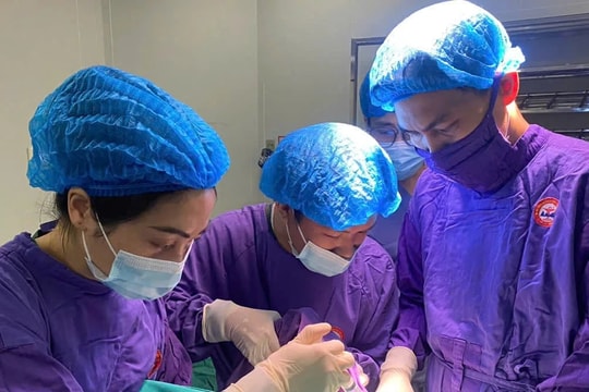 Đột ngột co cứng chân tay, người đàn ông phát hiện bị viêm màng não nguy hiểm 