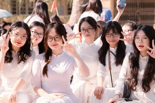 Các trường đại học yêu cầu sinh viên mặc trang phục lịch sự