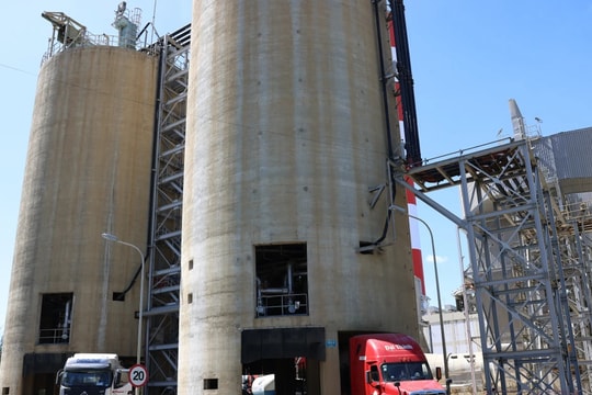 Nhà máy Nhiệt điện Vĩnh Tân 4: Cần sự chung tay tiêu thụ tro, xỉ