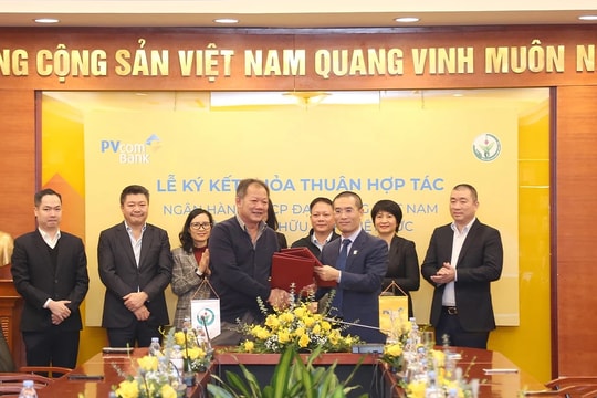 PVcomBank và Bệnh viện Hữu nghị Việt Đức ký kết thỏa thuận hợp tác toàn diện