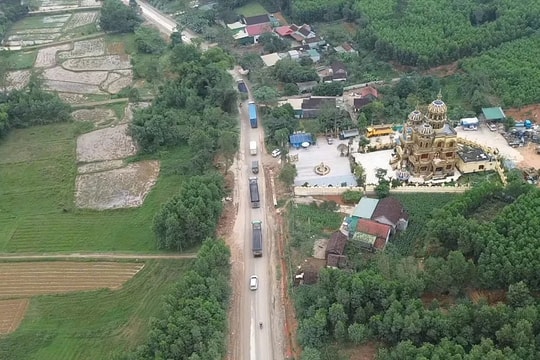 Nghệ An: Dự án nâng cấp Quốc lộ 7 hơn 1.300 tỷ đồng dở dang do "vướng" giải phóng mặt bằng