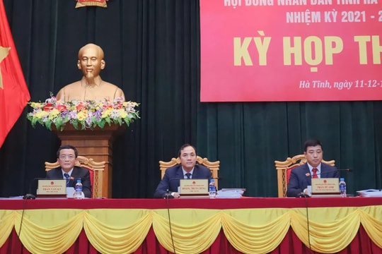 Đẩy nhanh “5 chương trình trọng điểm, 3 đột phá chiến lược”