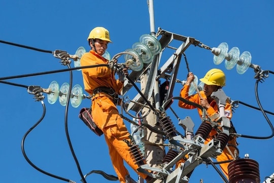 Ôn lại dấu son trên hành trình "Thắp sáng niềm tin"