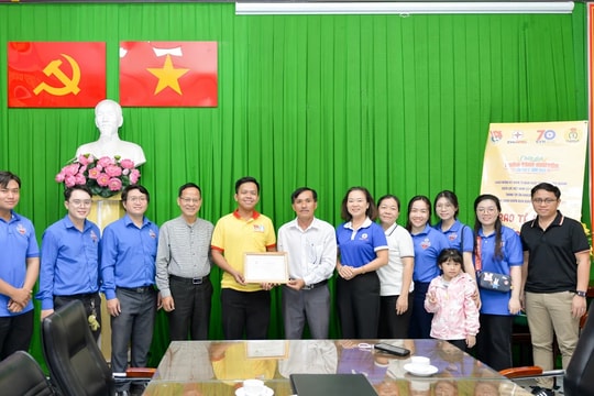 Tuổi trẻ EVNHCMC chào mừng 70 năm Ngày truyền thống ngành Điện lực