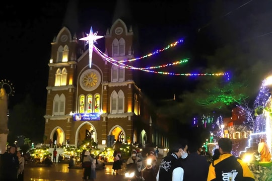 Tình cảm ấm áp của Bác Hồ với đồng bào công giáo