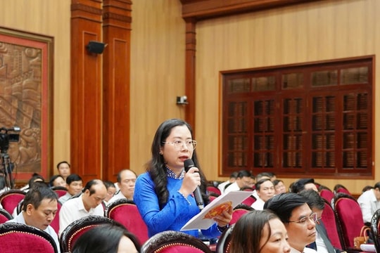 Nghị trường “nóng” với nhiều vấn đề được tái chất vấn