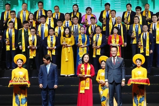 Agribank vinh dự đạt Giải thưởng Sao Vàng đất Việt năm 2024