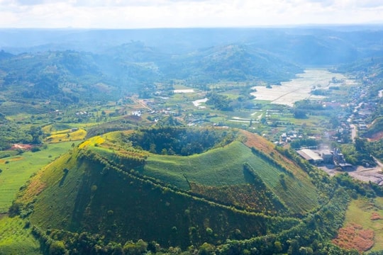 Phát triển du lịch gắn với Công viên địa chất toàn cầu UNESCO Đắk Nông