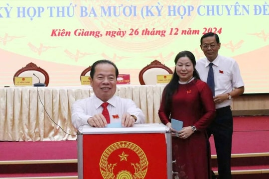 Kiên Giang có tân Chủ tịch HĐND tỉnh và Chủ tịch UBND tỉnh