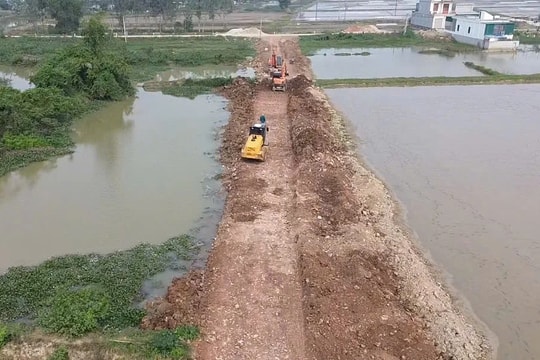 Nghệ An: Đình chỉ thi công dự án đường liên xã ở huyện Diễn Châu sau phản ánh của Báo Đại Biểu Nhân dân