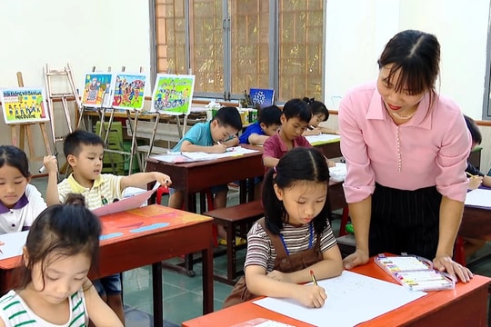 Để trẻ em nghèo được chăm sóc, giáo dục và phát triển toàn diện 