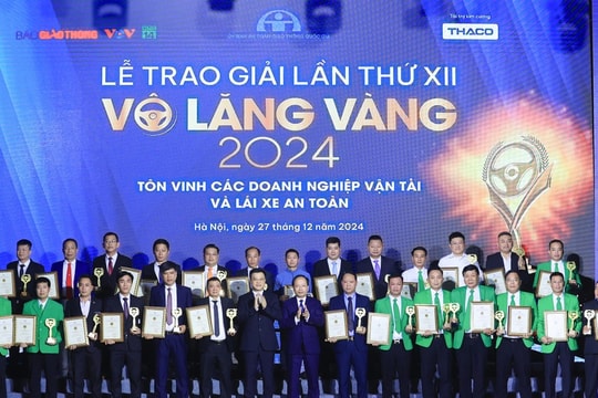 Tôn vinh doanh nghiệp vận tải, lái xe có nhiều đóng góp trong bảo đảm trật tự, an toàn giao thông