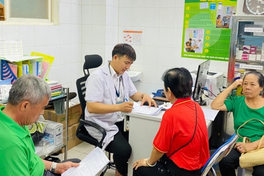 Hướng đi bền vững ứng phó với già hóa dân số