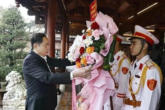 NA Chairman commemorates late State leader, military official