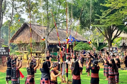 Nhiều hoạt động trong Ngày hội Sắc Xuân trên mọi miền Tổ quốc năm 2025