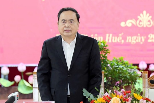 Chủ tịch Quốc hội Trần Thanh Mẫn làm việc với Ban Thường vụ Tỉnh ủy Thừa Thiên Huế