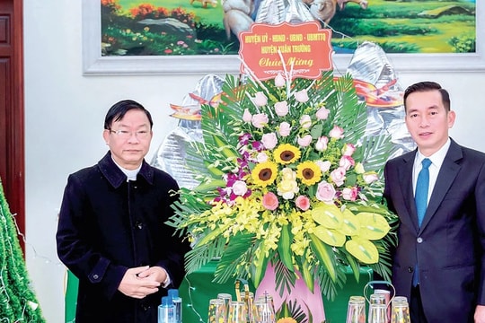 Chuông reo cuối chiều giáo xứ