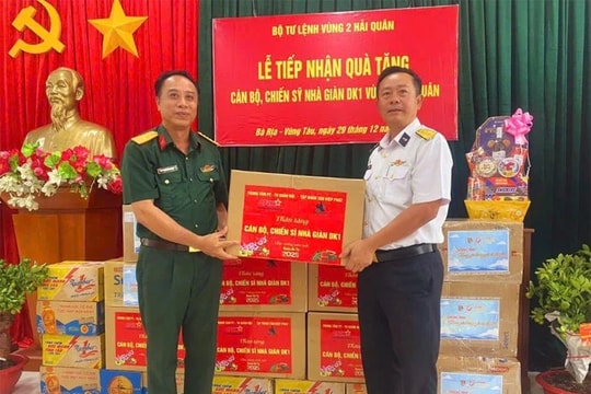 Tân Hiệp Phát tiếp sức cán bộ, chiến sỹ hải quân trước thềm năm mới