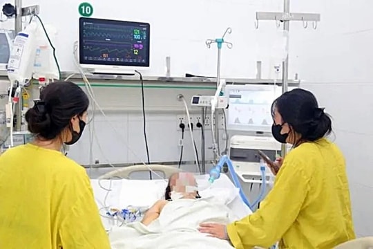 Một phụ nữ người Tày hiến tạng "hồi sinh" 4 cuộc đời