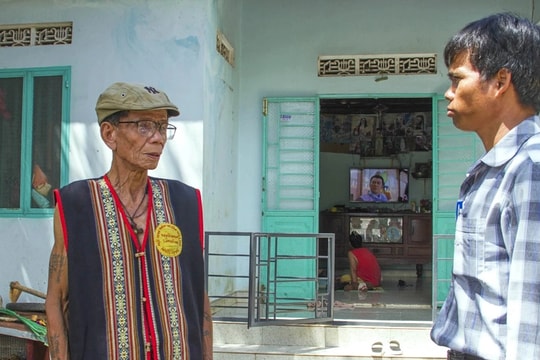 Kon Tum: Phát huy vai trò người có uy tín trong vùng dân tộc thiểu số ở biên giới