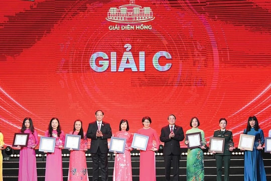 Hòa chung nhịp đập đất nước