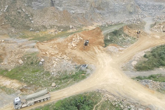 Vi phạm khai thác khoáng sản ở Hà Tĩnh, loạt doanh nghiệp bị xử phạt