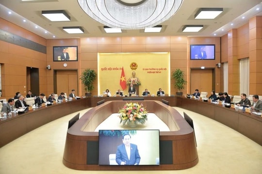 Đẩy nhanh tiến độ soạn thảo các nội dung dự kiến trình Quốc hội xem xét tại Kỳ họp bất thường 