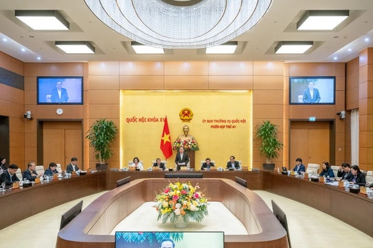 Chủ tịch Quốc hội Trần Thanh Mẫn ký ban hành 2 Nghị quyết của Ủy ban Thường vụ Quốc hội