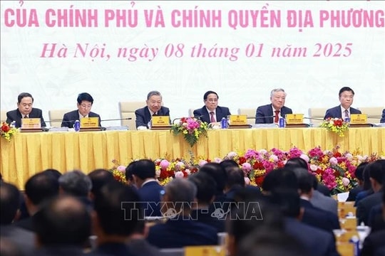 Tăng tốc, bứt phá trong năm 2025, phấn đấu tăng trưởng cao hơn 8%