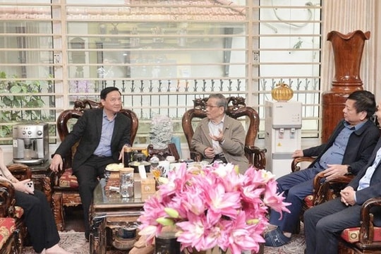 Phó Chủ tịch Quốc hội Nguyễn Khắc Định thăm, chúc tết các nguyên Phó Chủ tịch Quốc hội