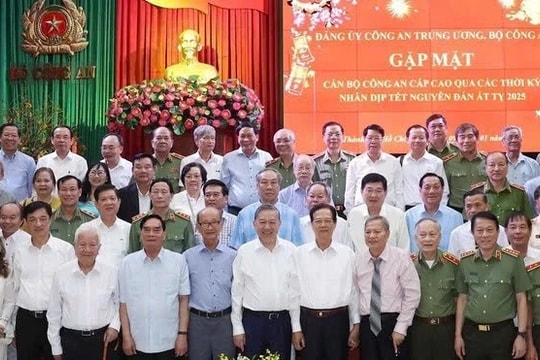 Tổng Bí thư Tô Lâm gặp mặt cán bộ Công an cấp cao qua các thời kỳ