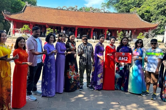 Tìm giải pháp thu hút khách du lịch Ấn Độ đến Việt Nam