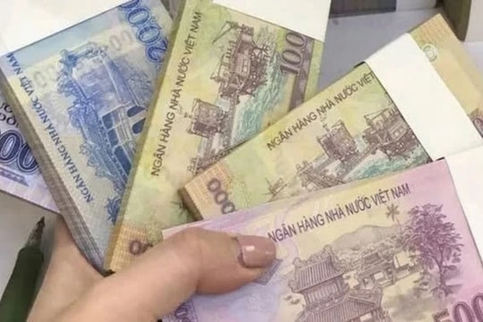 Tránh "sập bẫy" đổi tiền mới dịp Tết Nguyên đán