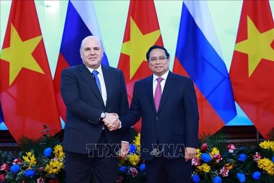 Thủ tướng Phạm Minh Chính hội đàm với Thủ tướng Liên bang Nga