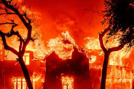 Vụ cháy ở Los Angeles gây thiệt hại nhất trong lịch sử Mỹ