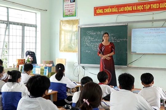 Sở Nội vụ Đắk Lắk đôn đốc các đơn vị thực hiện chế độ tiền thưởng cho giáo viên theo Nghị định 73