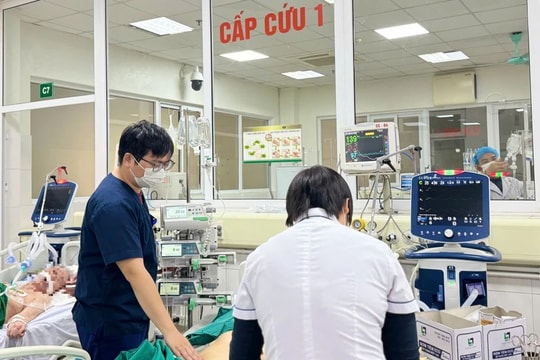 Nhiều ca viêm phổi nặng phải thở máy, bác sĩ đưa ra cảnh báo 