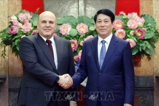 Chủ tịch nước Lương Cường tiếp Thủ tướng Nga Mikhail Mishustin