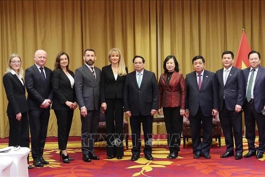 Thủ tướng Phạm Minh Chính tiếp các doanh nghiệp hàng đầu Ba Lan