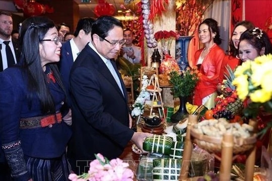 Thủ tướng Phạm Minh Chính và Phu nhân dự chương trình Xuân quê hương tại Ba Lan