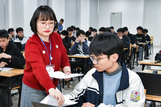 Hôm nay, 14.000 thí sinh dự kỳ thi đánh giá tư duy của Đại học Bách khoa Hà Nội