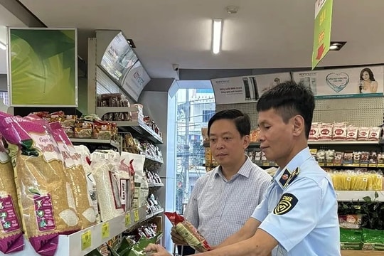 Hòa Bình tăng cường kiểm tra, giám sát thị trường dịp Tết Nguyên đán