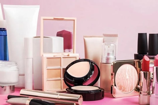 Tăng cường kiểm tra việc kinh doanh mỹ phẩm trên mạng xã hội, sàn thương mại điện tử