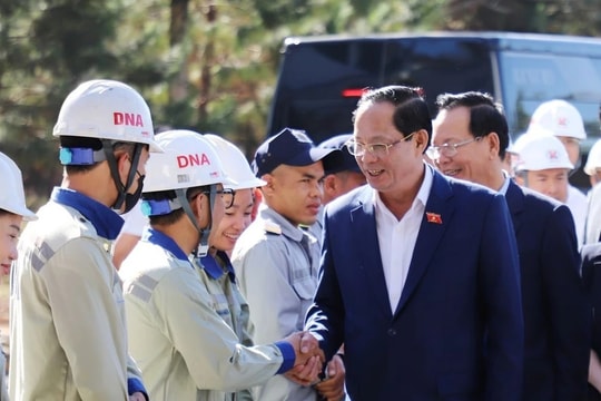 Phó Chủ tịch Quốc hội, Thượng tướng Trần Quang Phương thăm, làm việc tại Công ty Nhôm Đắk Nông - TKV