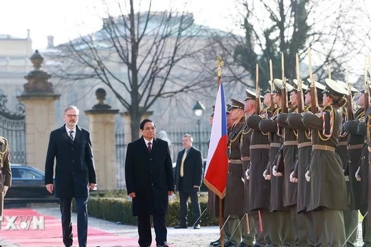 Lễ đón Thủ tướng Phạm Minh Chính thăm chính thức Cộng hòa Séc